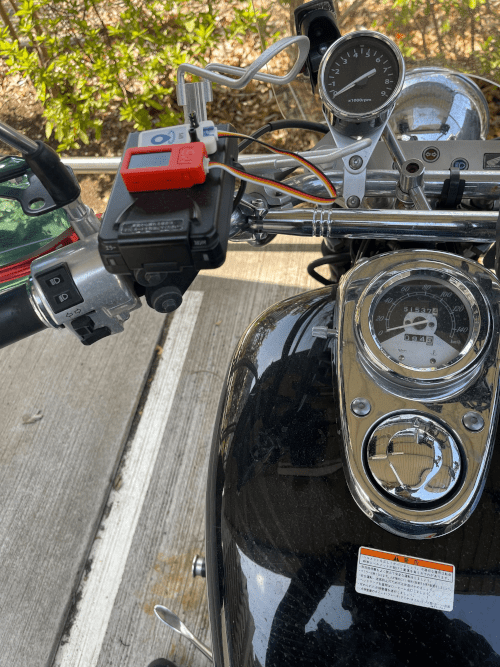 バイクに取り付けたM5Stack